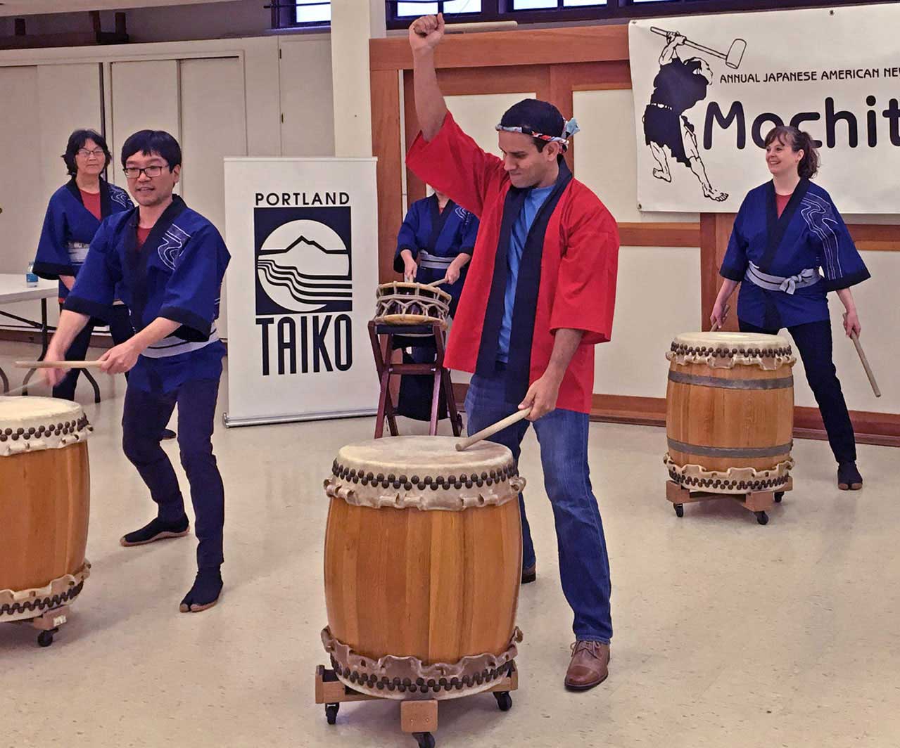 Joe Vithayathil taiko drumming